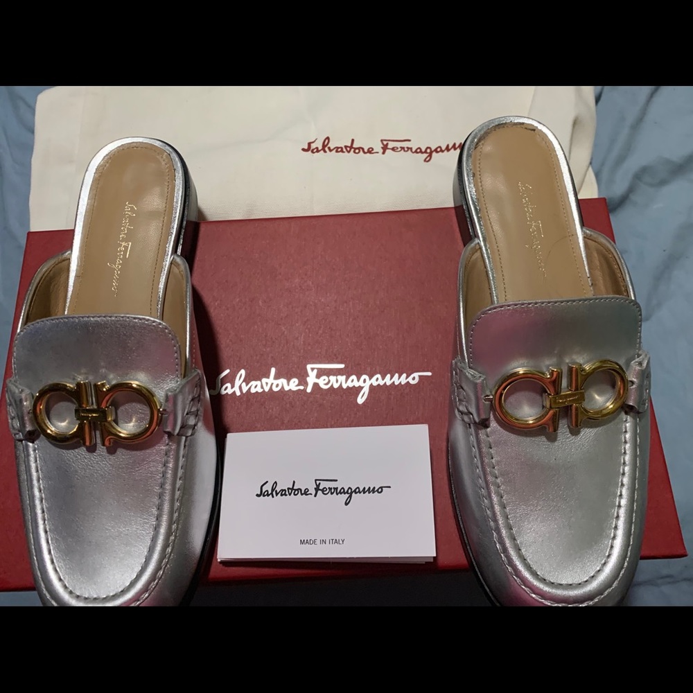 Salvatore Ferragamo Viggio Slides Silver